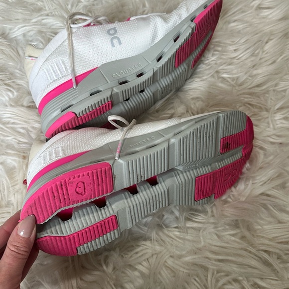 On cloud Nova Pink size 9M - Picture 6 of 8